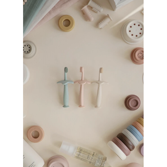 Brosse à dents d'apprentissage en silicone - Etoile - Blush - Mushie