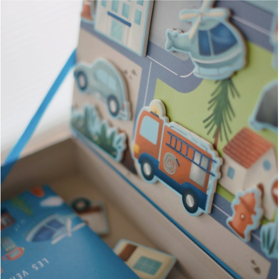 Magnetic box set and book - Les véhicules - Sassi